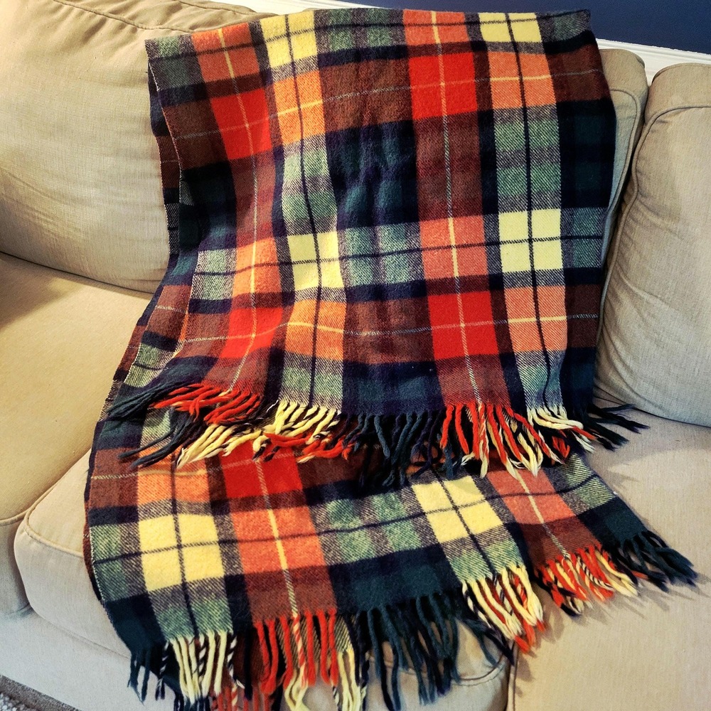 Vintage Troy Robe Wool Tartan Plaid Stadium Throw Blanket Fringe 54x77" Picnic